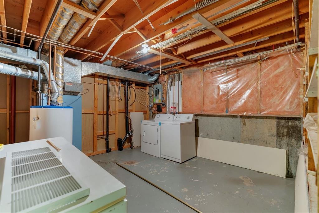 127 Falshire Way Ne, Calgary, AB - Indoor Photo Showing Other Room