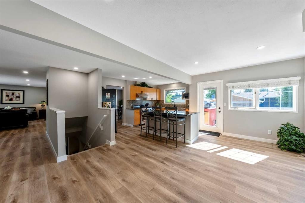 10423 Mapleridge Crescent Se, Calgary, AB