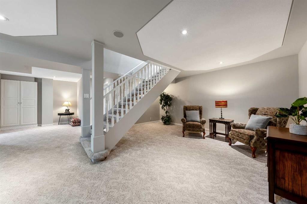 10423 Mapleridge Crescent Se, Calgary, AB