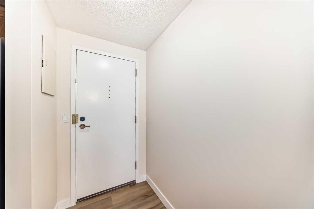 603-330 15 Avenue Sw, Calgary, AB - Indoor Photo Showing Other Room