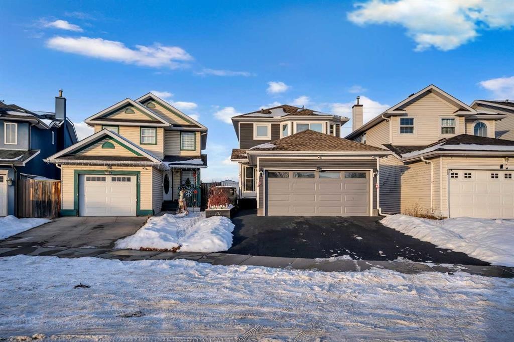 131 Coral Springs Circle Ne, Calgary, AB - Outdoor With Facade