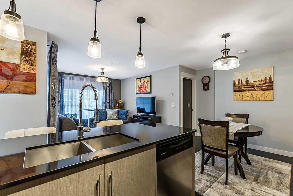 2114-11 Mahogany Row Se, Calgary, AB - Indoor