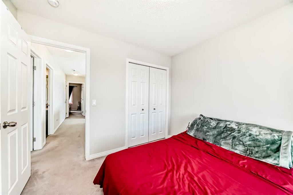 217 Masters Road Se, Calgary, AB - Indoor Photo Showing Bedroom