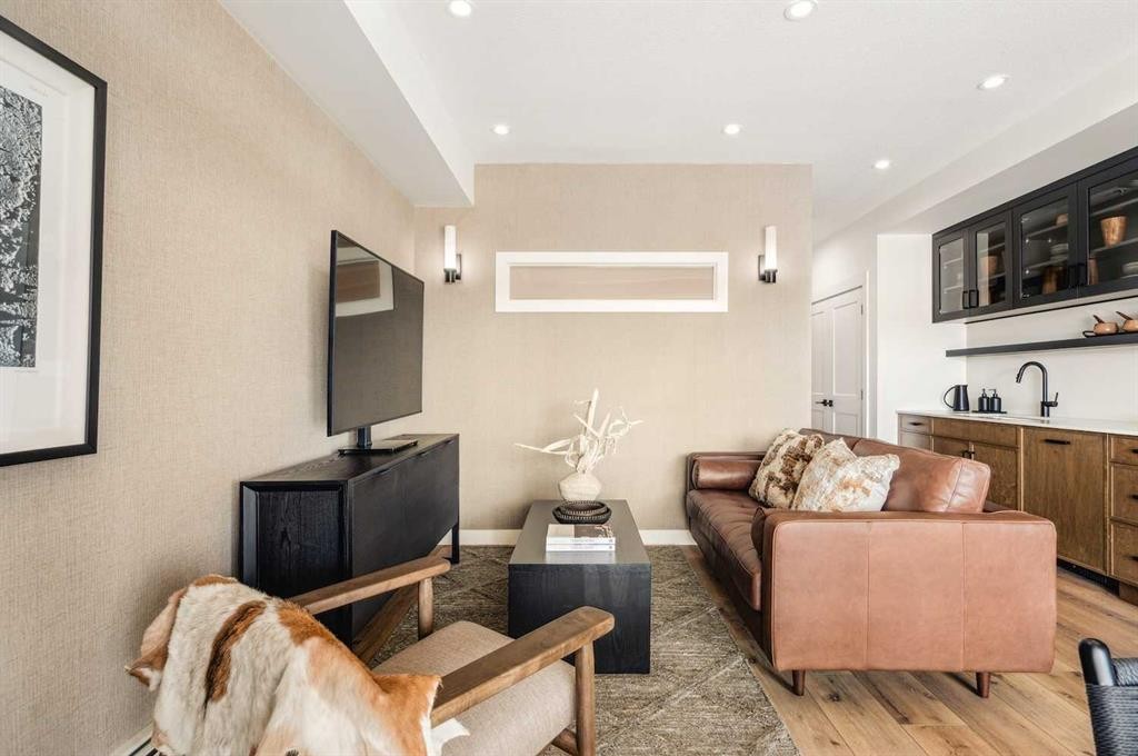 3211-1802 Mahogany Boulevard Se, Calgary, AB - Indoor