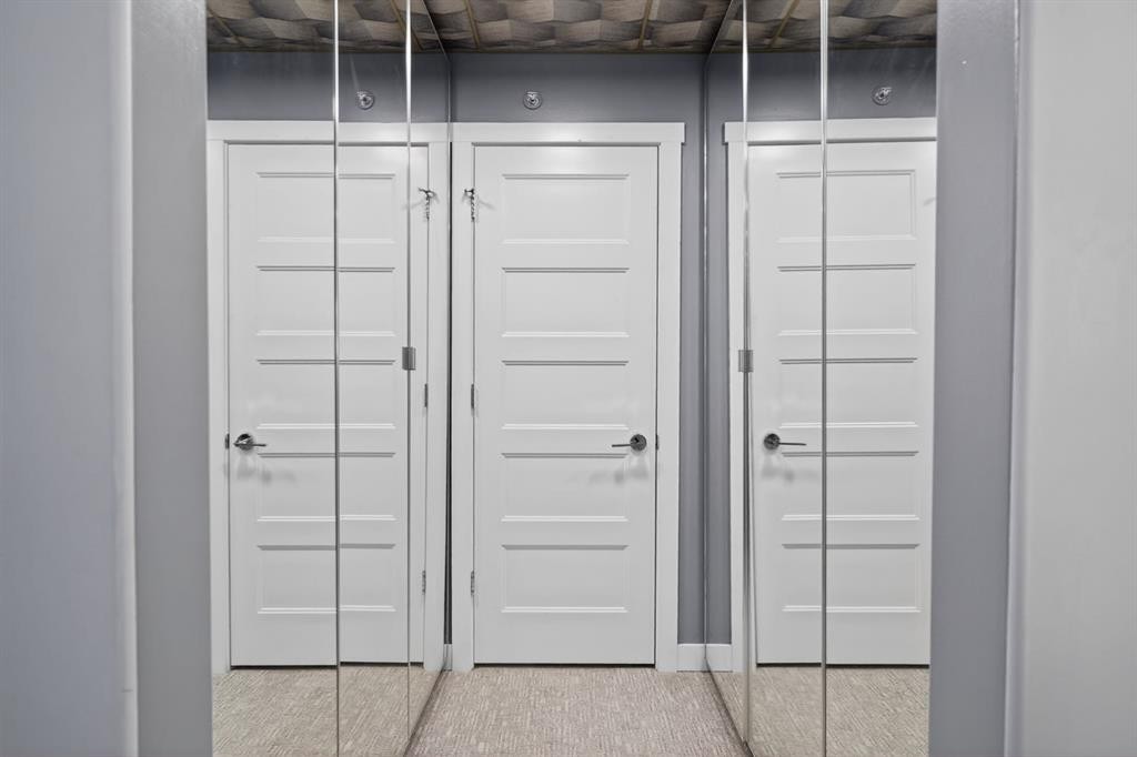 413-55 Wolf Hollow Crescent Se, Calgary, AB - Indoor Photo Showing Other Room