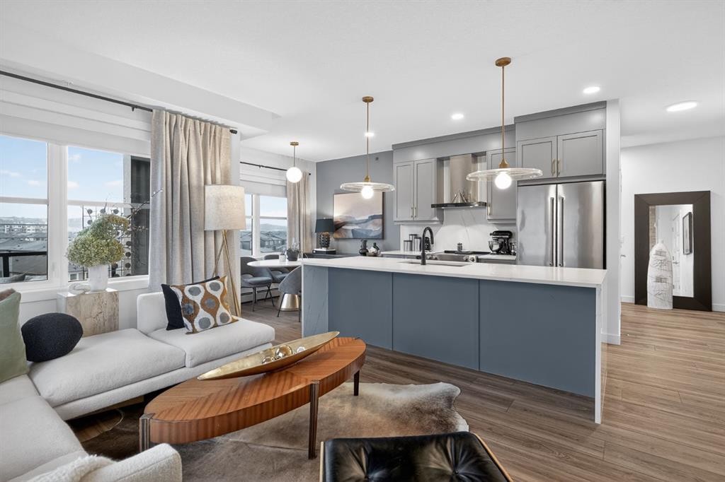 413-55 Wolf Hollow Crescent Se, Calgary, AB - Indoor Photo Showing Other Room