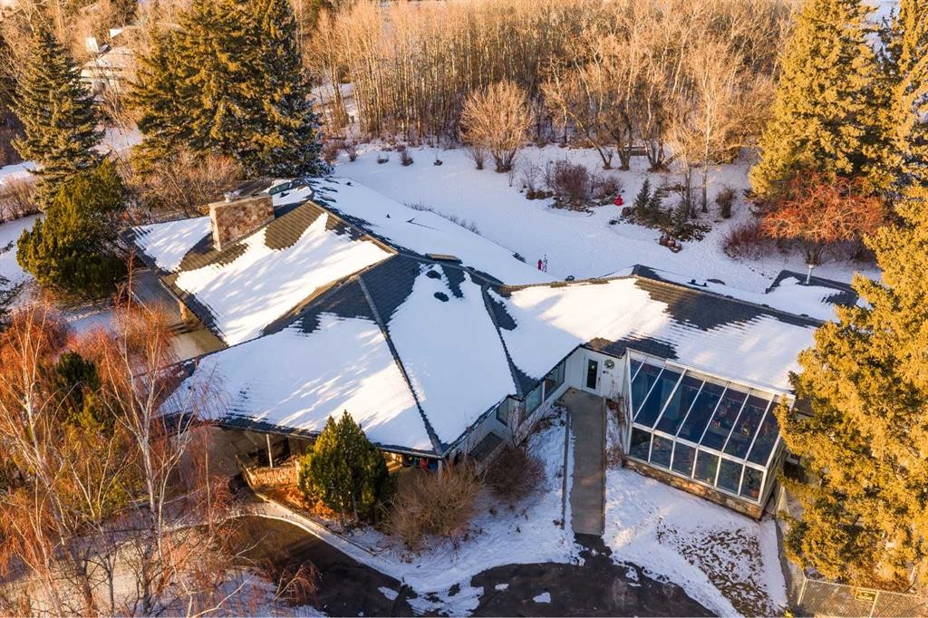 187 Slopeview Drive Sw, Calgary, AB