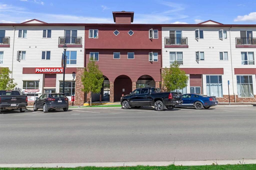 207-1010 Railway Street, Crossfield, AB - Outdoor With Facade