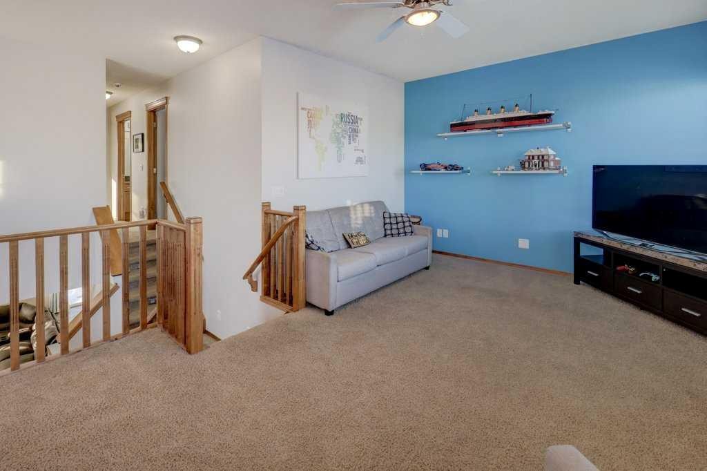 463 Cranfield Gardens Se, Calgary, AB - Indoor