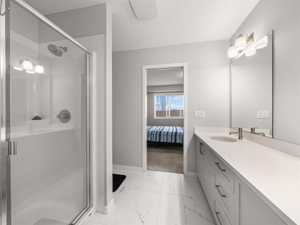 410 Copperstone Manor Se, Calgary, AB - Indoor Photo Showing Bathroom