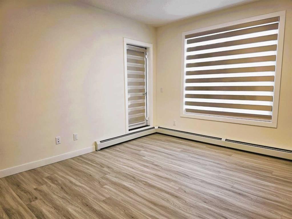 2220-15 Skyview Point Crescent, Calgary, AB - Indoor Photo Showing Other Room