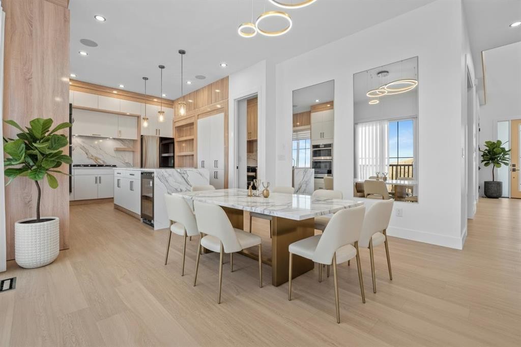 230 Royal Birch View Nw, Calgary, AB - Indoor Photo Showing Dining Room