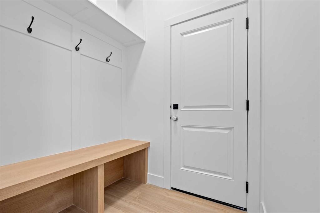 230 Royal Birch View Nw, Calgary, AB - Indoor Photo Showing Other Room