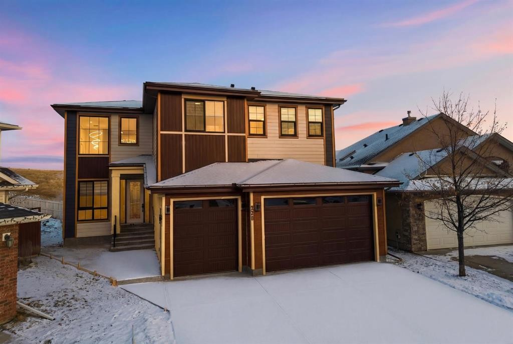 230 Royal Birch View Nw, Calgary, AB - Outdoor