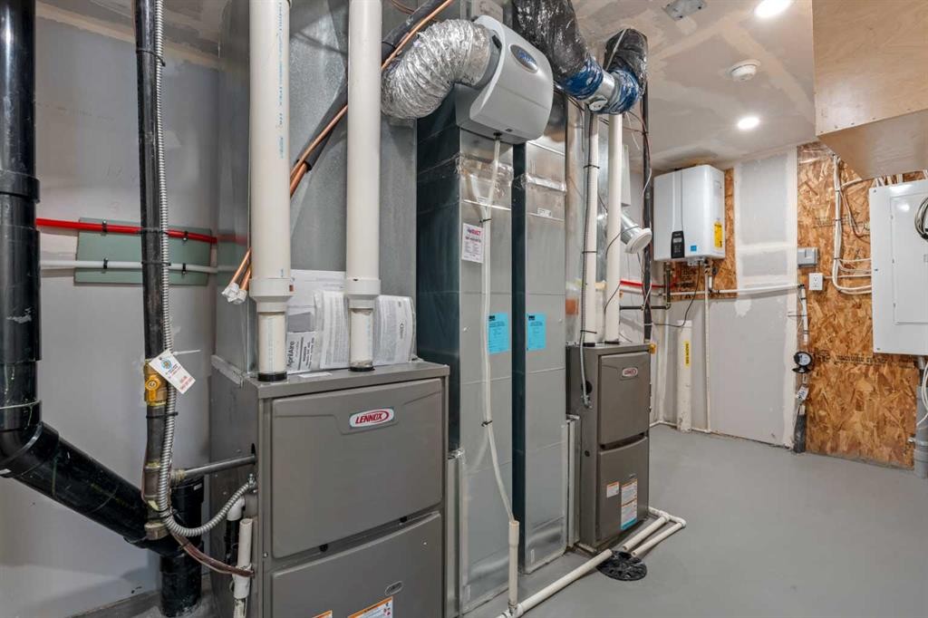 230 Royal Birch View Nw, Calgary, AB - Indoor Photo Showing Basement