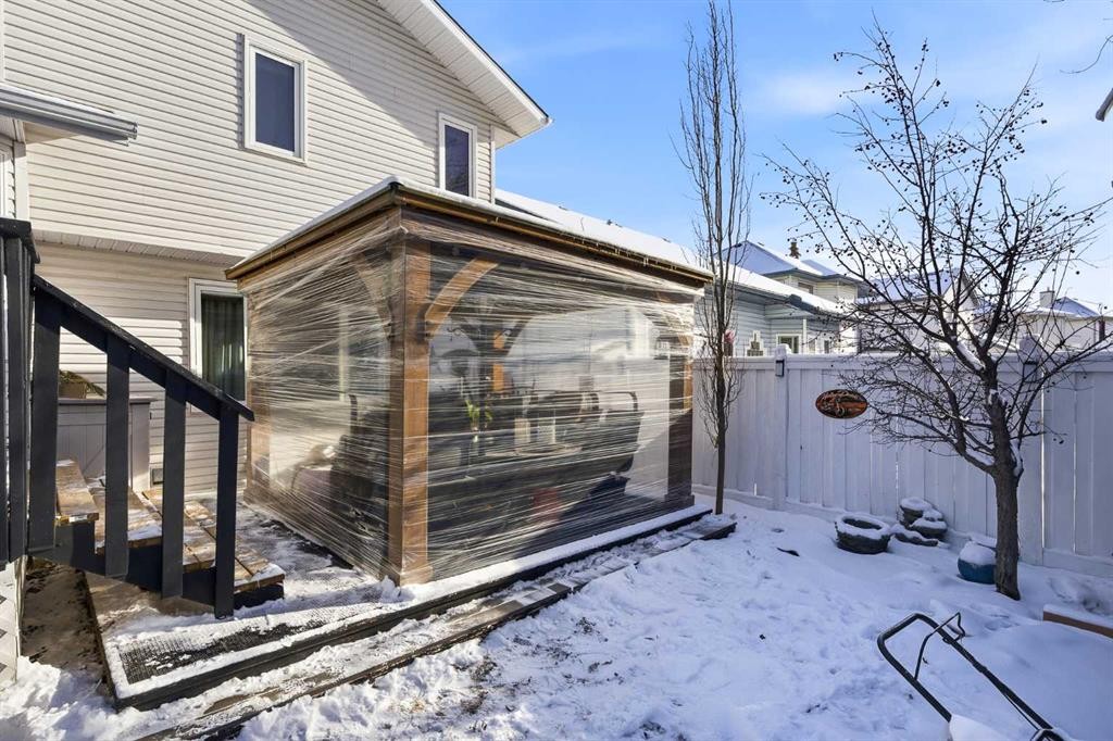 940 Citadel Drive Nw, Calgary, AB - Outdoor
