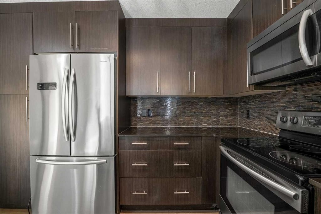 3103-155 Skyview Ranch Way Ne, Calgary, AB - Indoor Photo Showing Kitchen With Upgraded Kitchen