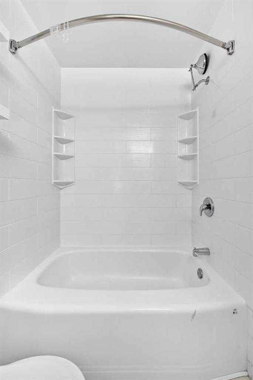 163-6915 Ranchview Drive Nw, Calgary, AB - Indoor Photo Showing Bathroom