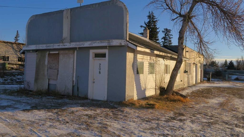208 4 Avenue, Gleichen, AB - Outdoor