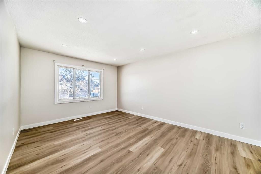 6128 Madigan Drive Ne, Calgary, AB - Indoor Photo Showing Other Room