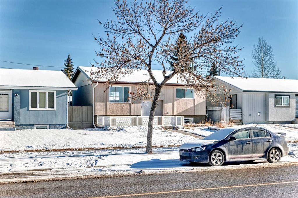6128 Madigan Drive Ne, Calgary, AB - Outdoor