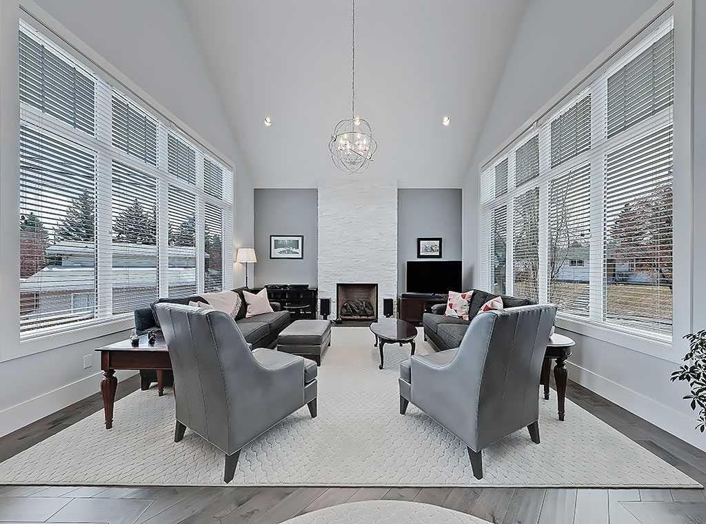 14 Rosetree Road Nw, Calgary, AB - Indoor With Fireplace