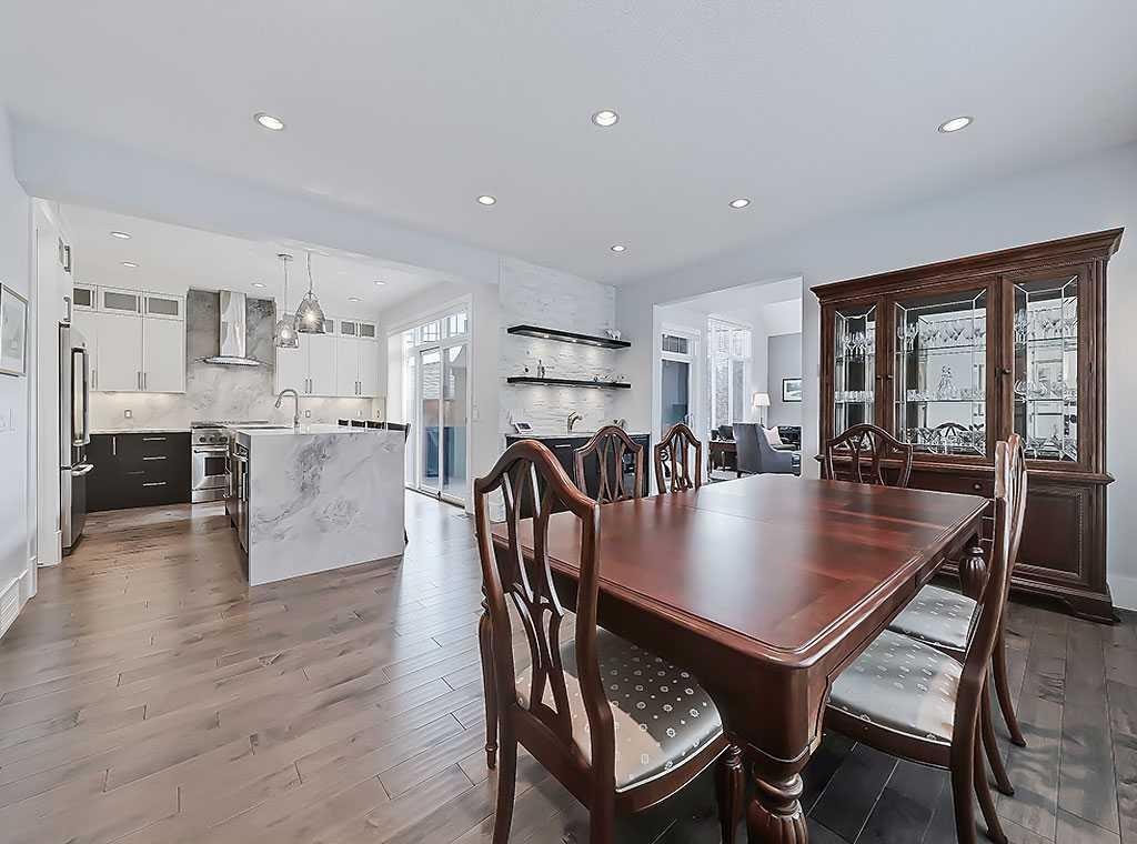 14 Rosetree Road Nw, Calgary, AB - Indoor Photo Showing Dining Room