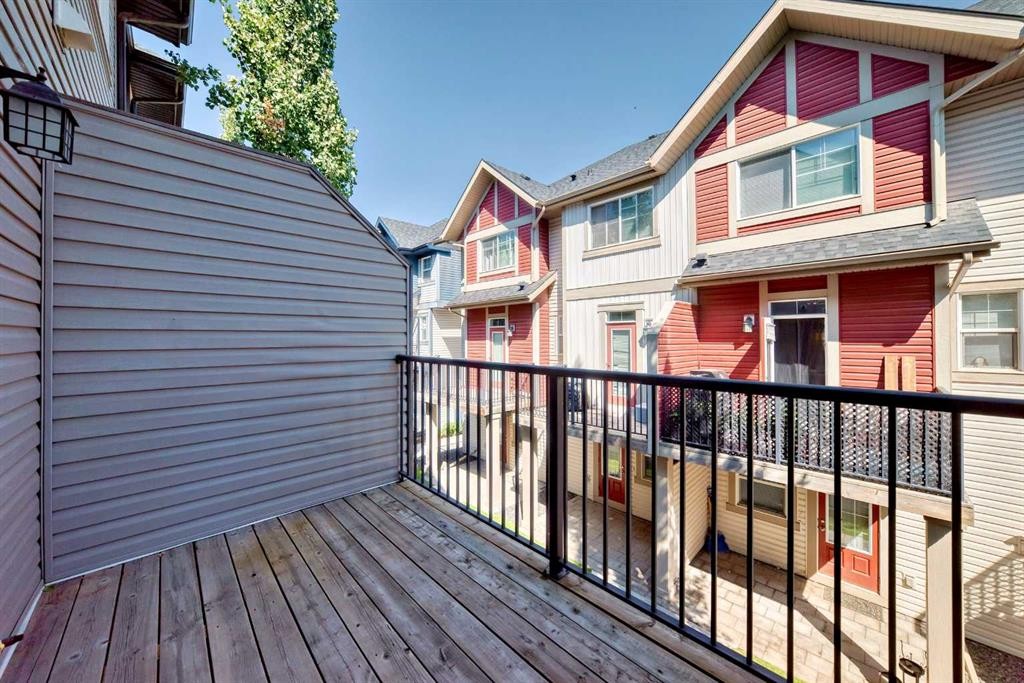 236 New Brighton Row Se, Calgary, AB - Outdoor With Exterior