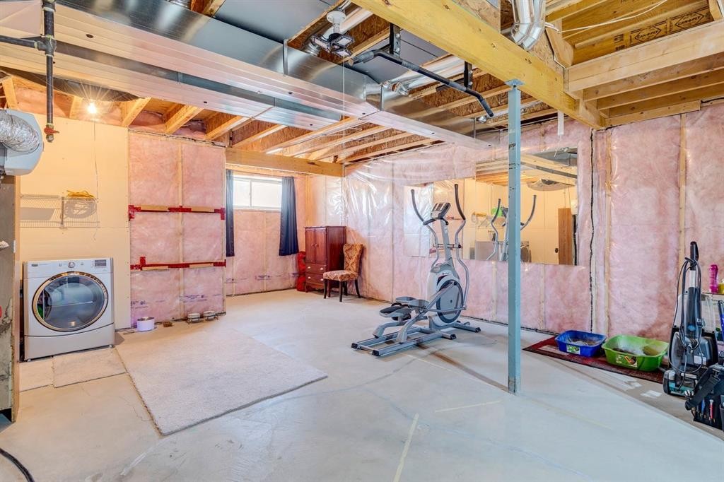 15 New Brighton Common Se, Calgary, AB - Indoor