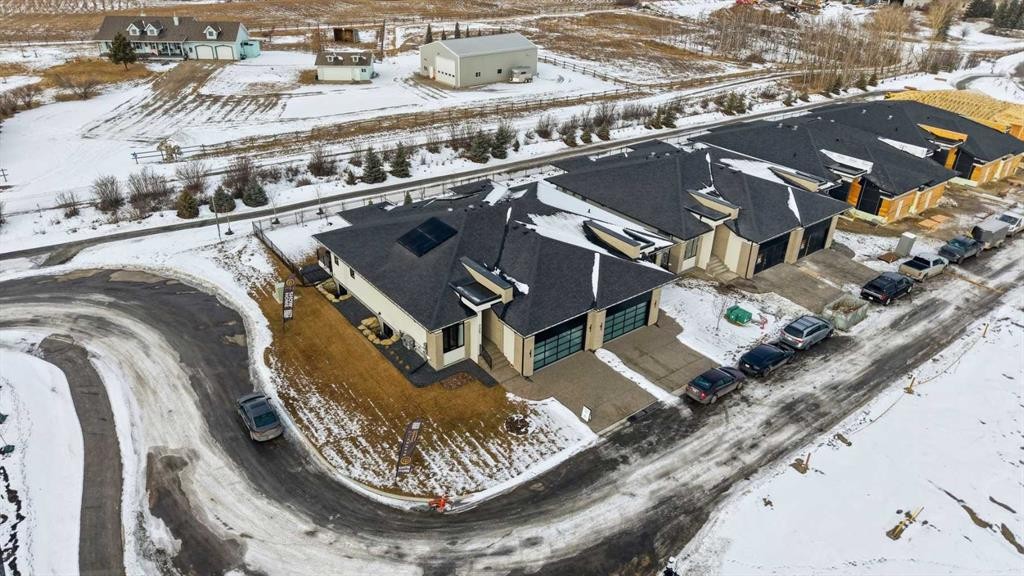 733 Serenity Bend, Heritage Pointe, AB -