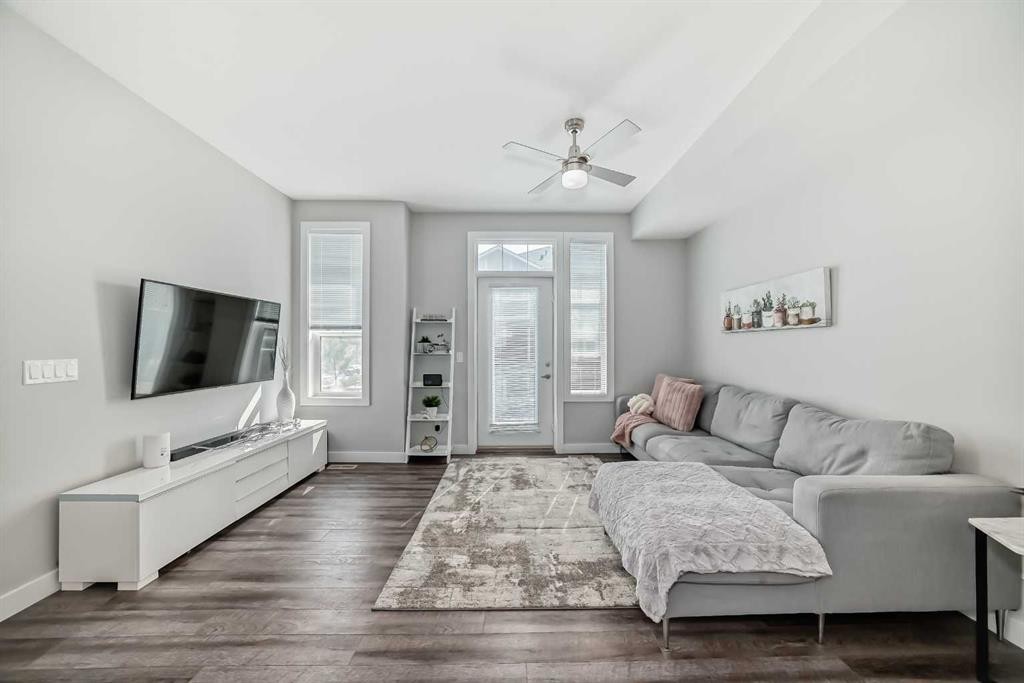 63 Legacy Path Se, Calgary, AB - Indoor Photo Showing Living Room