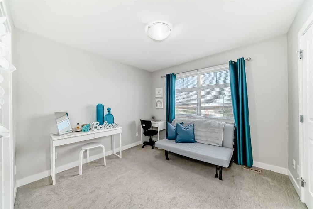 63 Legacy Path Se, Calgary, AB - Indoor
