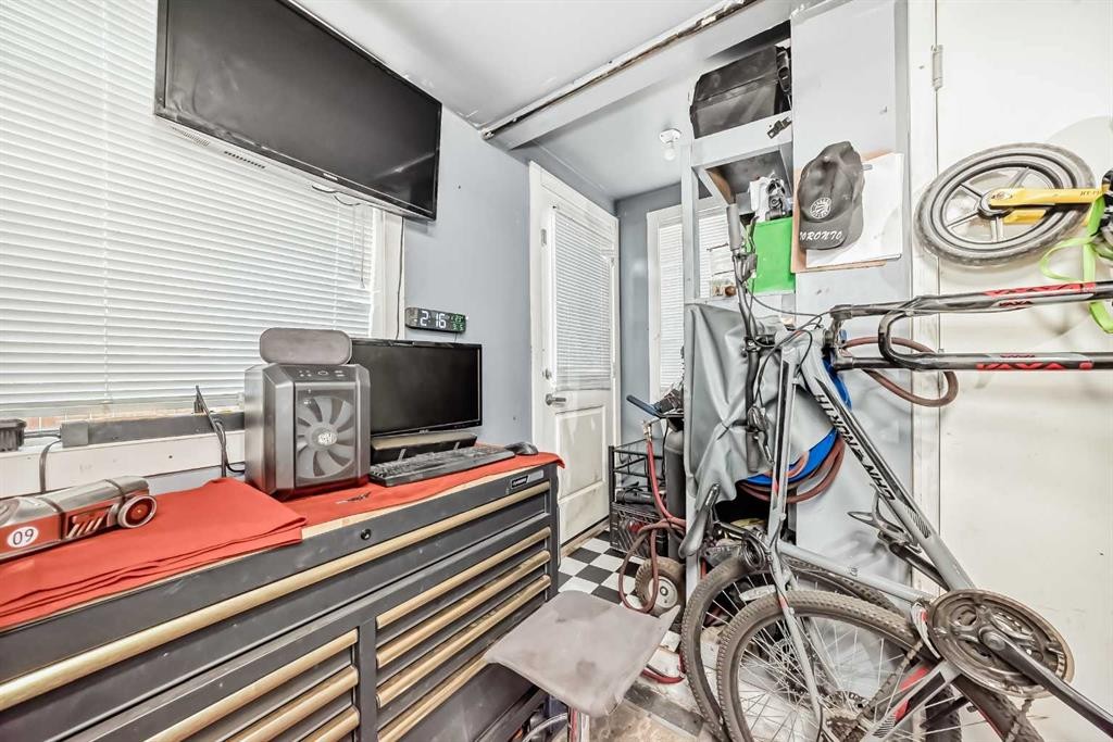 63 Legacy Path Se, Calgary, AB - Indoor