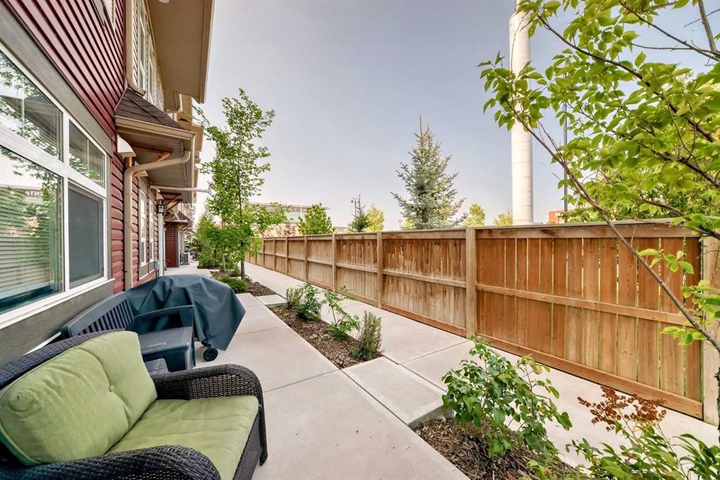 63 Legacy Path Se, Calgary, AB - Outdoor With Exterior
