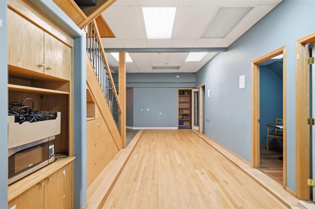 4-4101 19 Street Ne, Calgary, AB