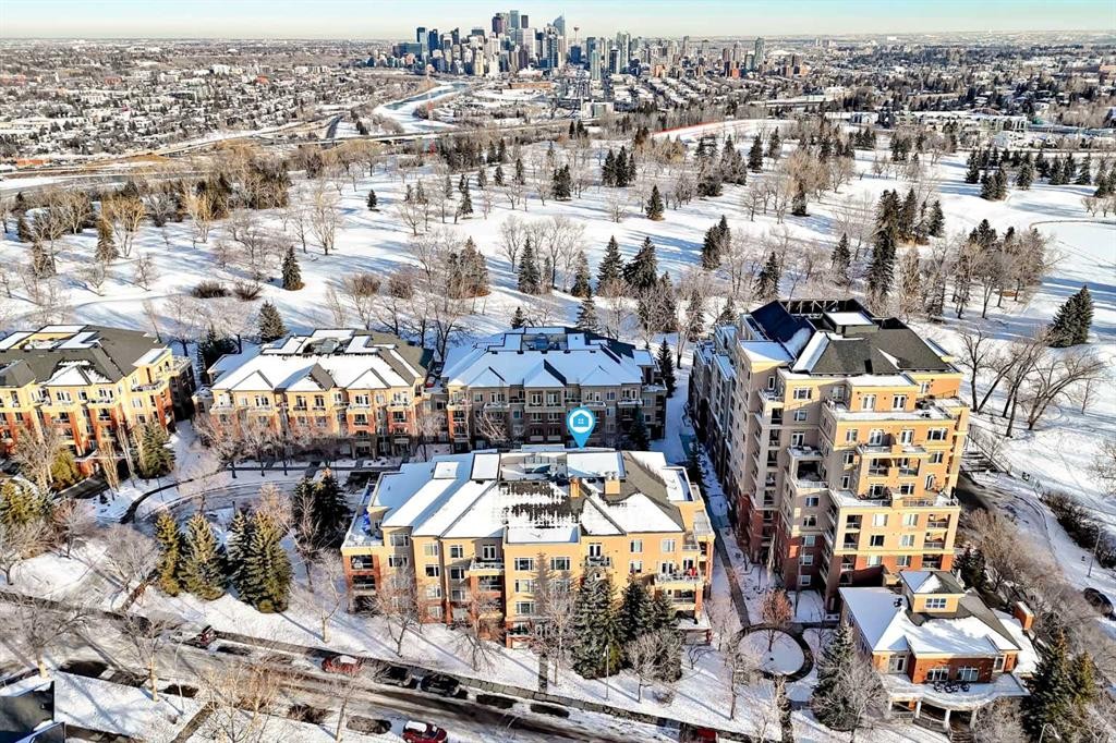 4304-24 Hemlock Crescent Sw, Calgary, AB - Outdoor With View