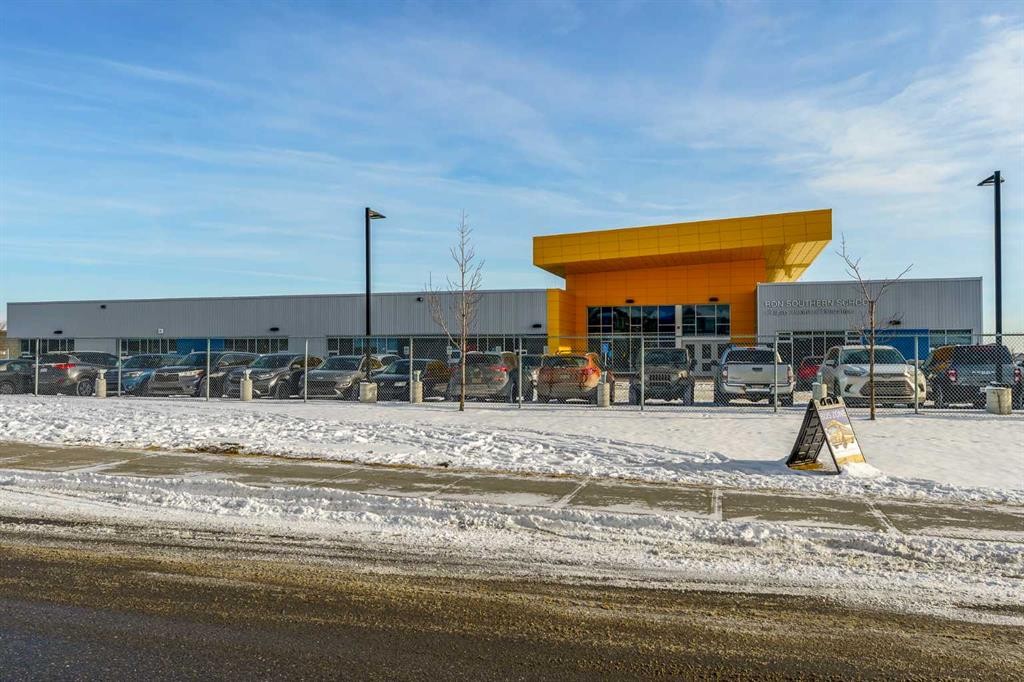 254 Silverado Plains Circle Sw, Calgary, AB - Outdoor