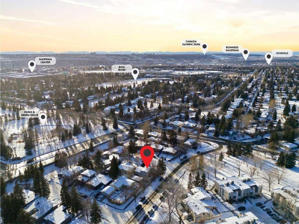 3703 Valdes Place Nw, Calgary, AB - Outdoor With View