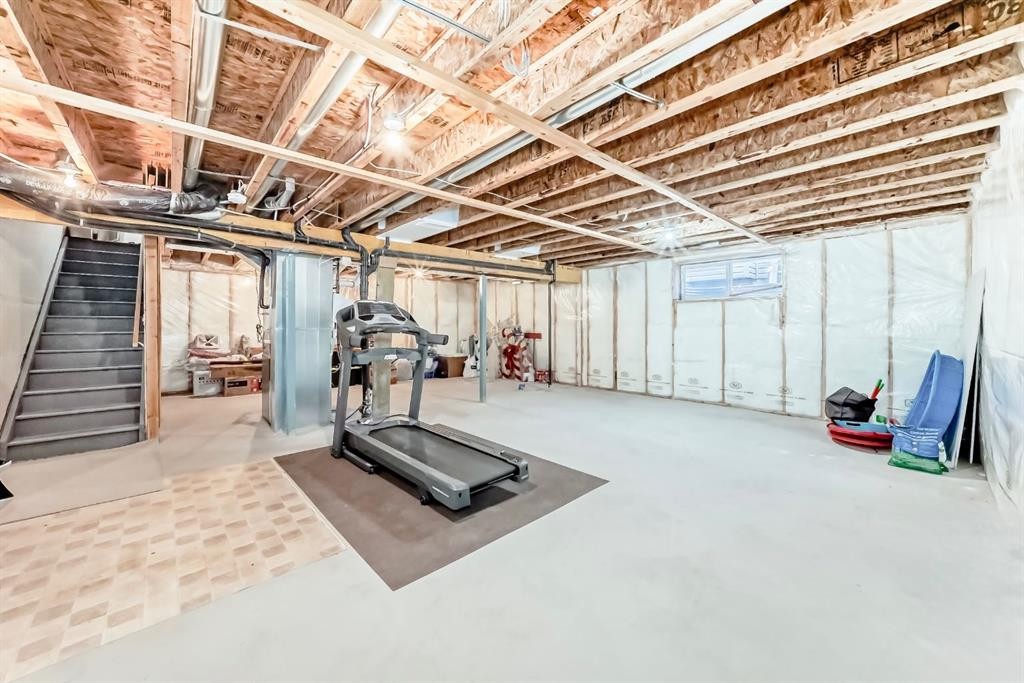 293 Everridge Drive Sw, Calgary, AB - Indoor