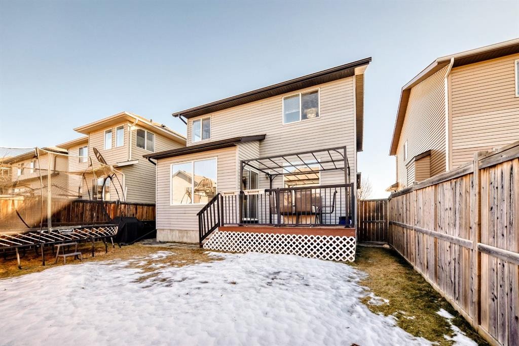 293 Everridge Drive Sw, Calgary, AB - Outdoor With Deck Patio Veranda With Exterior