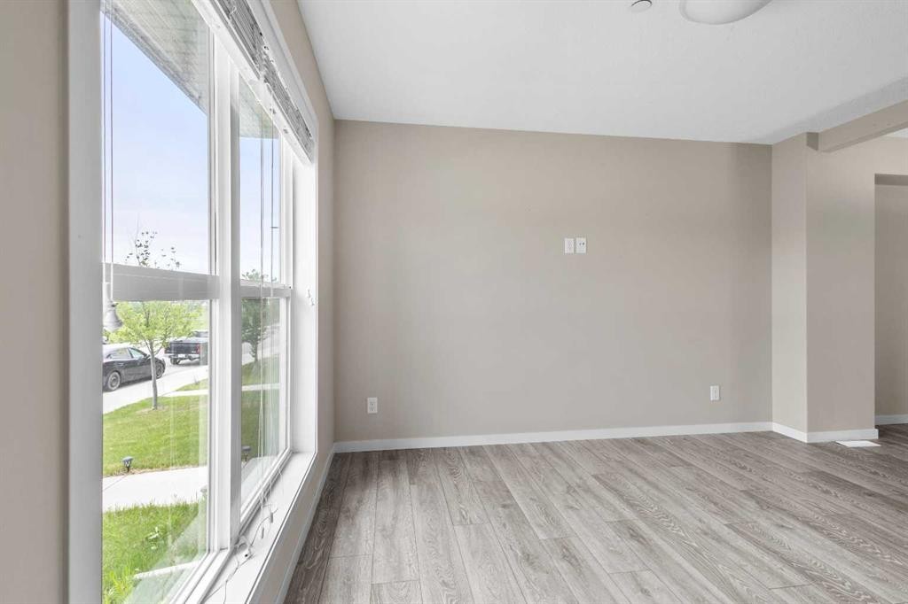 44 Howse Drive Ne, Calgary, AB - Indoor Photo Showing Other Room
