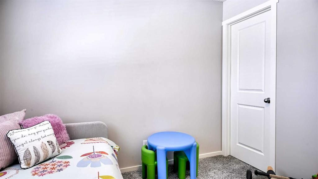 393 Walden Parade Se, Calgary, AB - Indoor