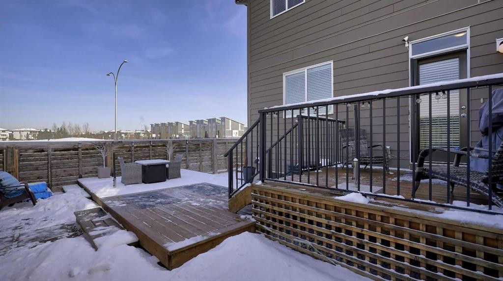 393 Walden Parade Se, Calgary, AB - Outdoor