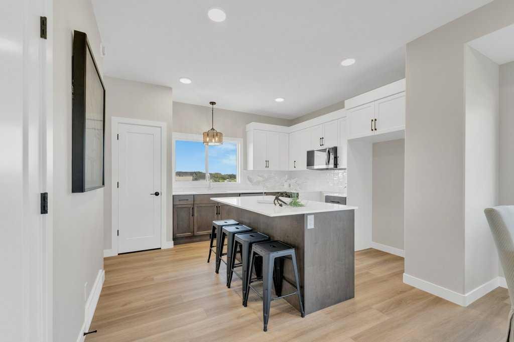 13 Gray Close, Sylvan Lake, AB - Indoor