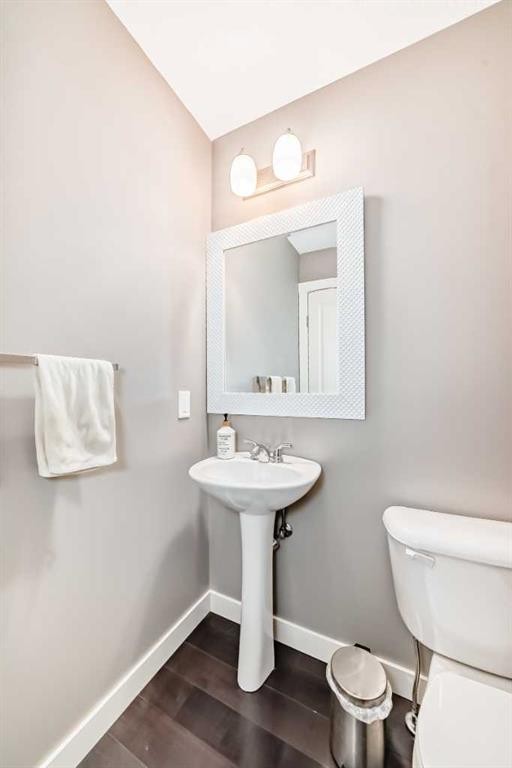 105 Mckenzie Towne Square Se, Calgary, AB - Indoor Photo Showing Bathroom
