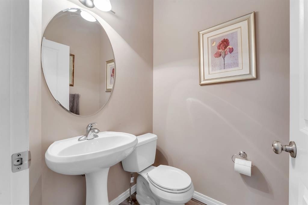 405 Kincora Drive Nw, Calgary, AB - Indoor Photo Showing Bathroom