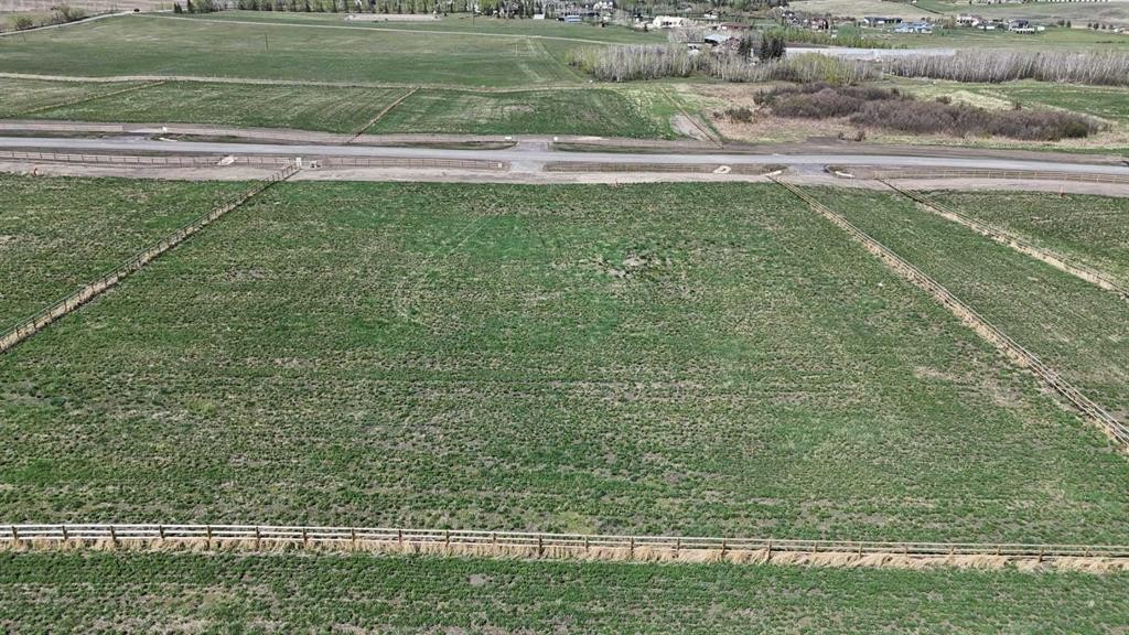 48051 295 Avenue East, De Winton, AB