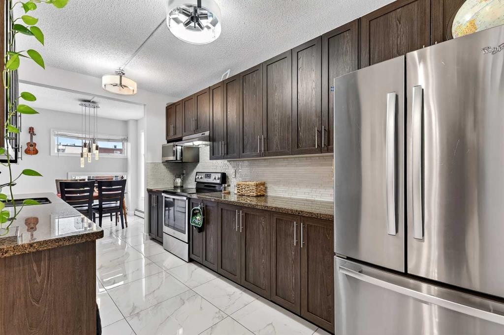 301-2316 17B Street Sw, Calgary, AB