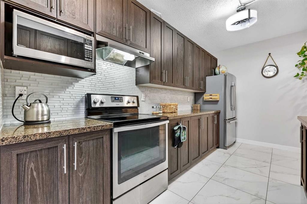 301-2316 17B Street Sw, Calgary, AB