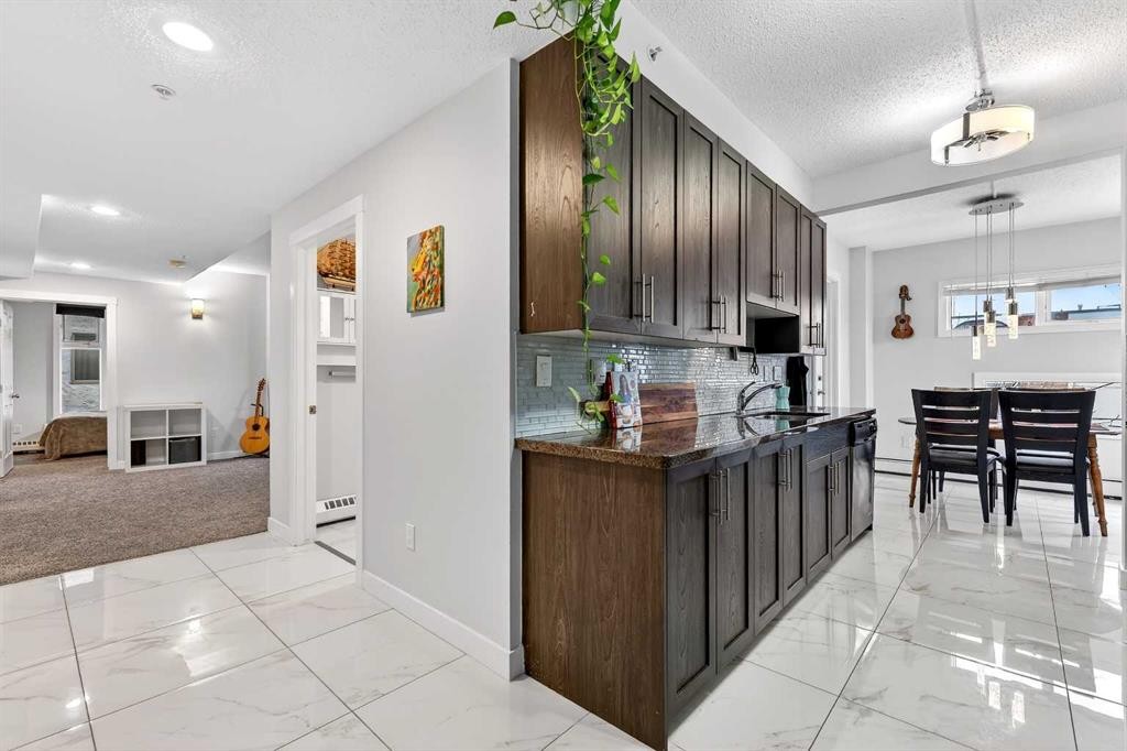 301-2316 17B Street Sw, Calgary, AB